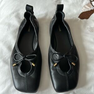 FRAME black ballet flats